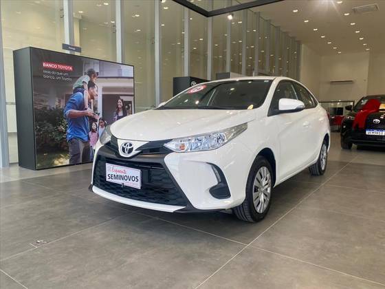 TOYOTA YARIS 1.5 16V FLEX SEDAN XL MULTIDRIVE